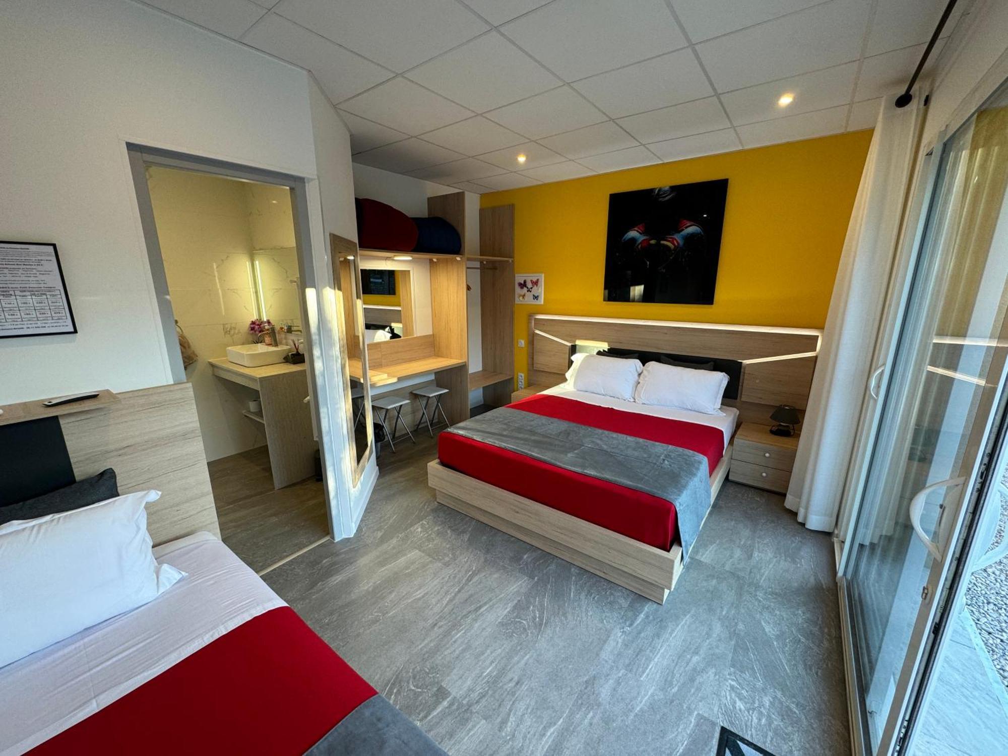 Hotel Domaine Maxxim Clermont-lʼHérault Exteriér fotografie